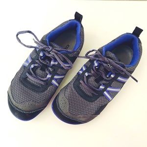 Xero women’s 7.5  Prio minimal shoes.